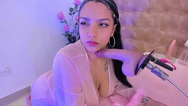 ariana morelly online show from 05/24/26, 12:10