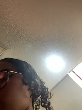 Bunny fire online show from 04/06/26, 07:15