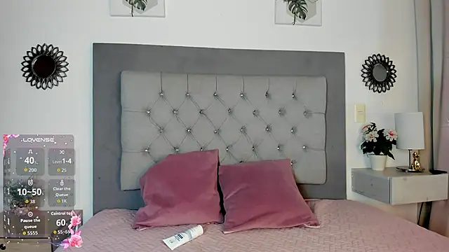 Arya Grey online show from 04/01/26, 11:33