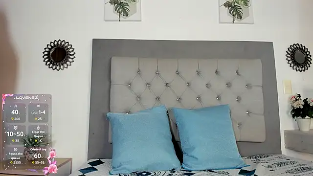 Arya Grey online show from 04/04/26, 11:40