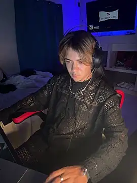 AngelLatinBoy online show from 03/26/26, 04:07