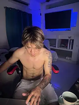 AngelLatinBoy online show from 04/04/26, 07:50