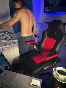 AngelLatinBoy online show from 04/05/26, 01:30