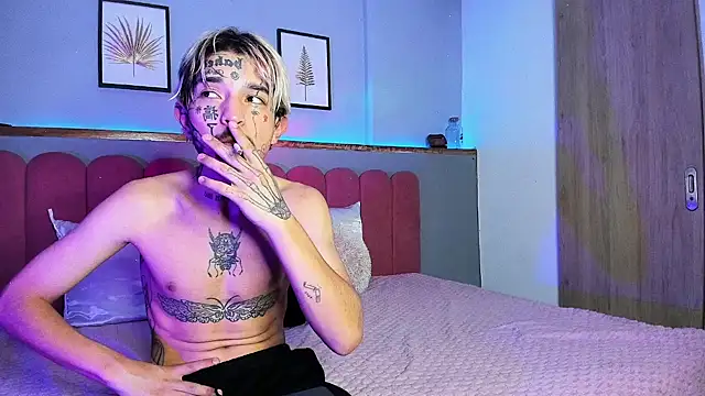 MidnightSinners online show from 04/06/26, 10:54