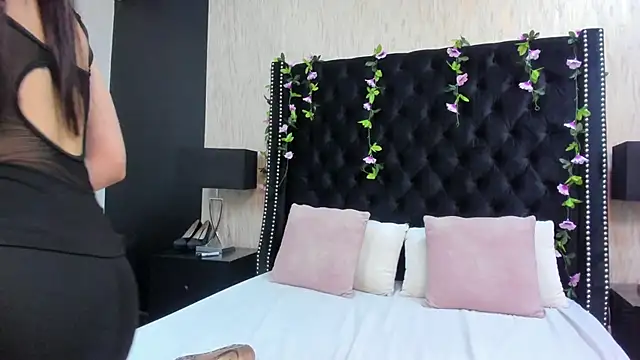 Snapshot of MeganNightt chatting on 03/24/26, 07:52 MeganNightt online show from 03/24/26, 07:52