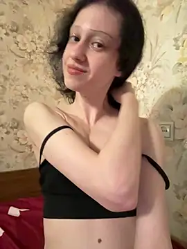 AmanitaXXX69 online show from 06/02/26, 07:21