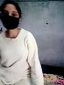 Divya3107 online show from 03/21/26, 02:27