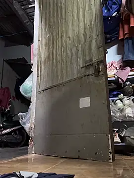 July-lovee online show from 03/31/26, 10:21