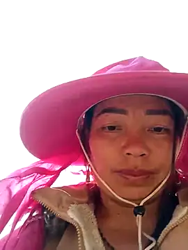 Yellow-pink online show from 03/30/26, 01:39