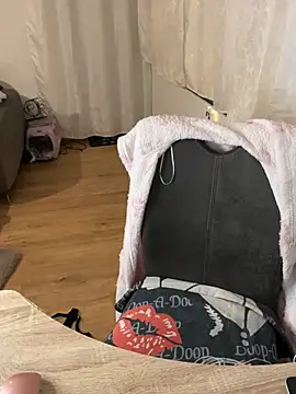 Fiebie licious  online show from 03/09/26, 09:08