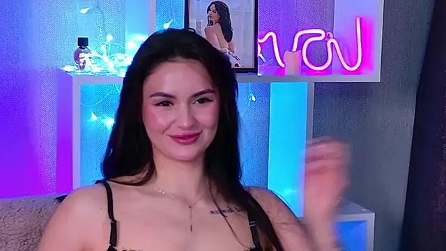 MilaaSweety online show from 04/11/26, 01:15