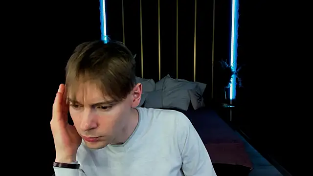 Snapshot of Martin_Perry chatting on 04/11/26, 09:30 Martin Perry online show from 04/11/26, 09:30