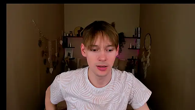 Snapshot of Martin_Perry chatting on 04/14/26, 09:10 Martin Perry online show from 04/14/26, 09:10