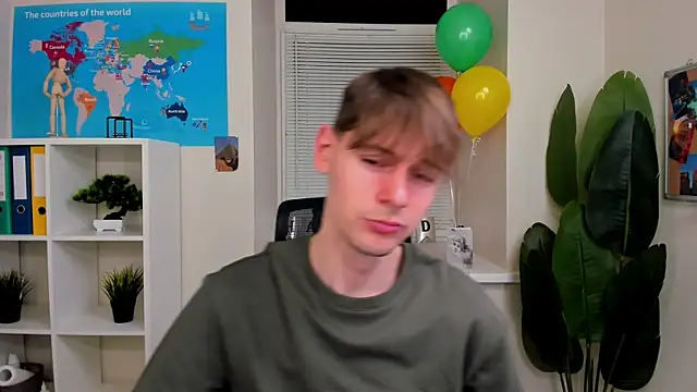 Snapshot of Martin_Perry chatting on 04/15/26, 04:36 Martin Perry online show from 04/15/26, 04:36