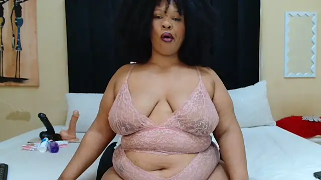 TamaraDee4papi online show from 05/17/26, 07:28