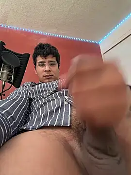 Nezs2727 online show from 04/16/26, 09:26