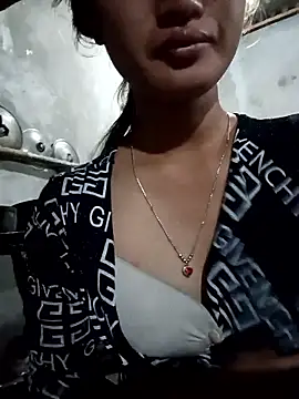 Rosie-LoveU online show from 03/21/26, 10:57