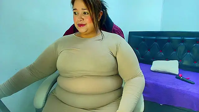 BustyyJuicy Rs online show from 03/30/26, 12:28