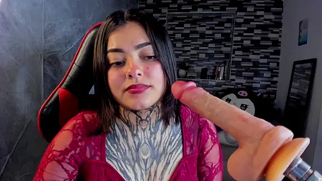 Sophiia cherry online show from 05/16/26, 08:07