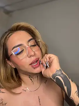 CarolQueen1  online show from 06/14/26, 12:52