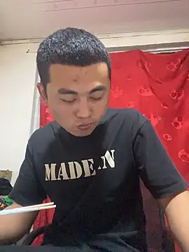 xiaocui06 online show from 04/01/26, 11:22