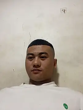 xiaocui06 online show from 04/05/26, 11:40