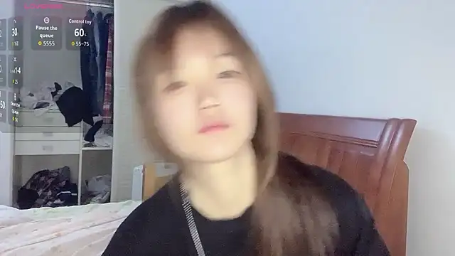 Snapshot of D-Wanming chatting on 04/12/26, 07:24 D-Wanming online show from 04/12/26, 07:24