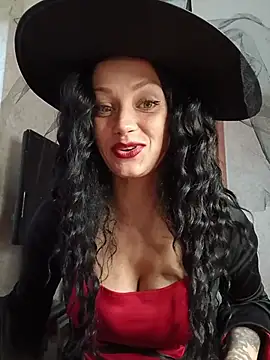 EhidnaLowq online show from 04/15/26, 06:20