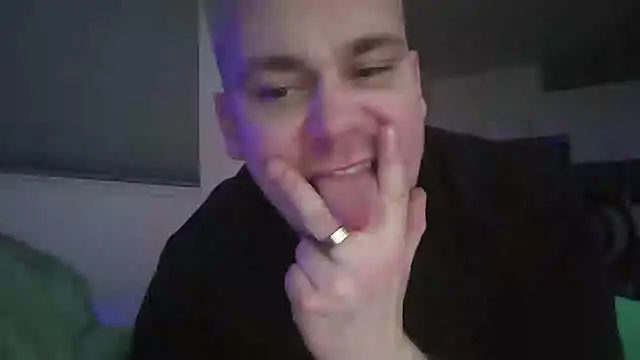 Snapshot of occasionalride1 chatting on 04/01/26, 04:13 occasionalride1 online show from 04/01/26, 04:13