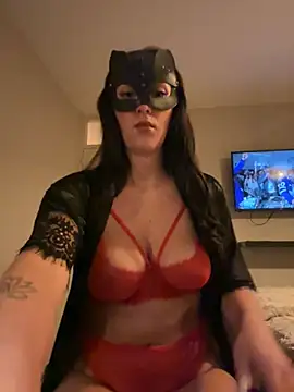 LunaValentina1 online show from 04/02/26, 10:07