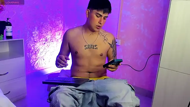 ThomasThundr online show from 03/28/26, 03:39