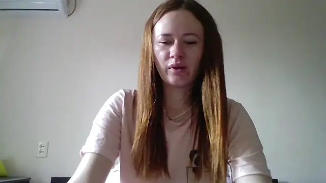 Whisper Of Desire online show from 04/13/26, 10:43