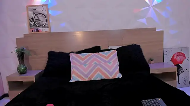 KittyVelve online show from 04/21/26, 03:07