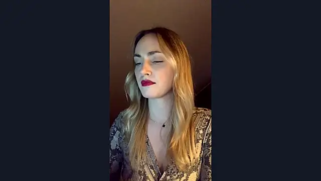 ScarlettSensitive online show from 03/11/26, 04:13