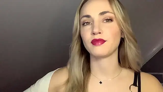 ScarlettSensitive online show from 05/02/26, 02:22