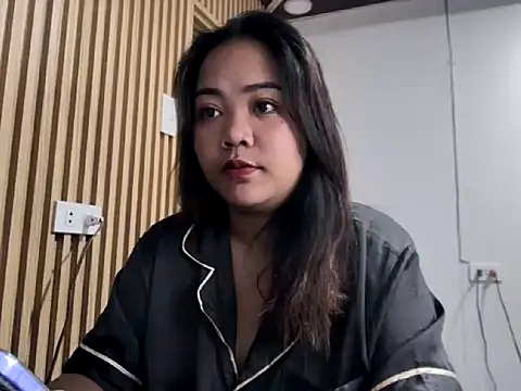  georgiax  online show from 06/12/26, 01:59