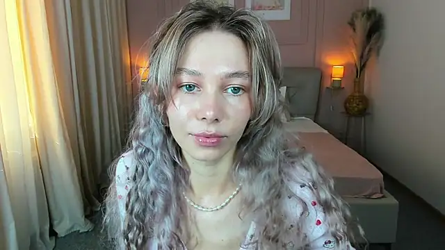 LuluAlis online show from 03/14/26, 01:49