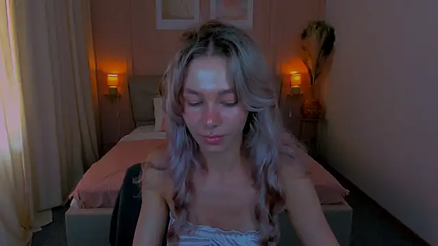 LuluAlis online show from 07/12/26, 02:19