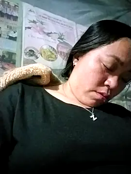 Min-in online show from 04/24/26, 02:19