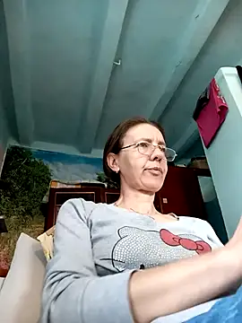 Tania9876 online show from 04/22/26, 09:22