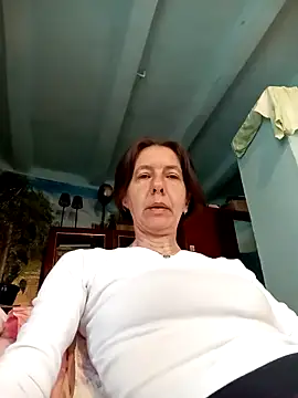 Tania9876 online show from 05/13/26, 07:39