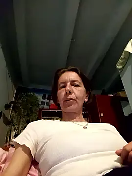 Tania9876 online show from 05/14/26, 08:04