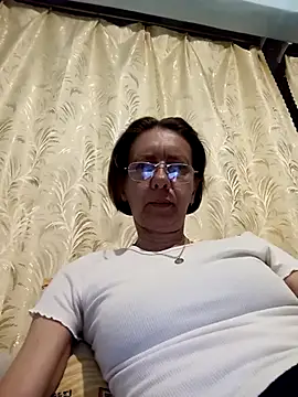 Tania9876 online show from 06/03/26, 07:19