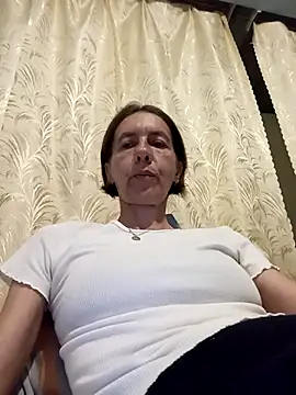 Tania9876 online show from 06/05/26, 06:57