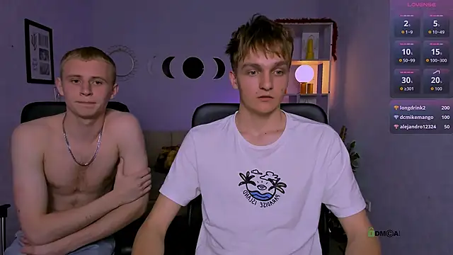 Snapshot of john_lik chatting on 03/27/26, 04:29 john lik online show from 03/27/26, 04:29