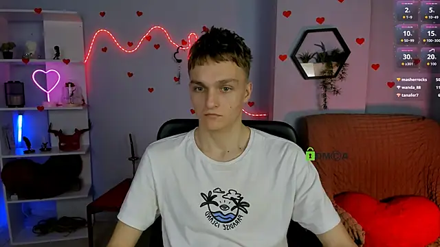 Snapshot of john_lik chatting on 03/31/26, 12:05 john lik online show from 03/31/26, 12:05