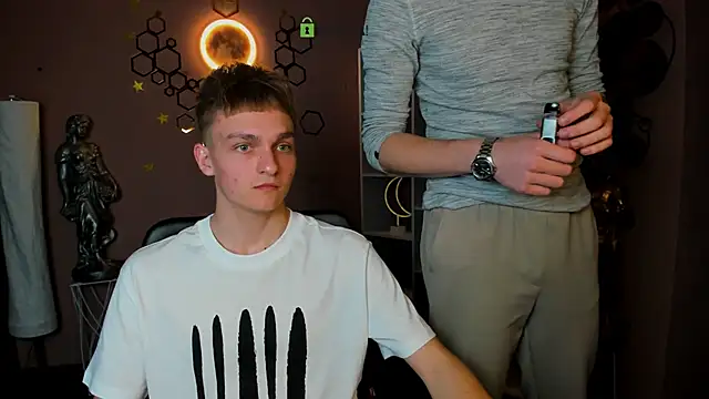 Snapshot of john_lik chatting on 04/02/26, 07:11 john lik online show from 04/02/26, 07:11