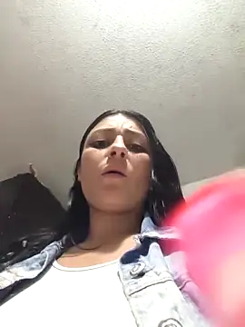 Scarlet Passion online show from 04/04/26, 11:02