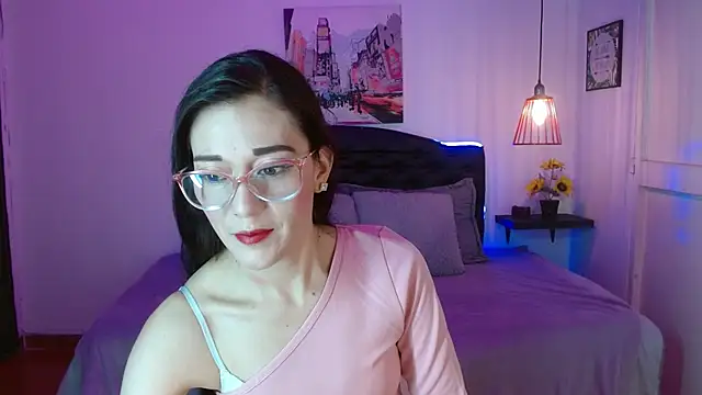 Mylu xx online show from 04/19/26, 01:21