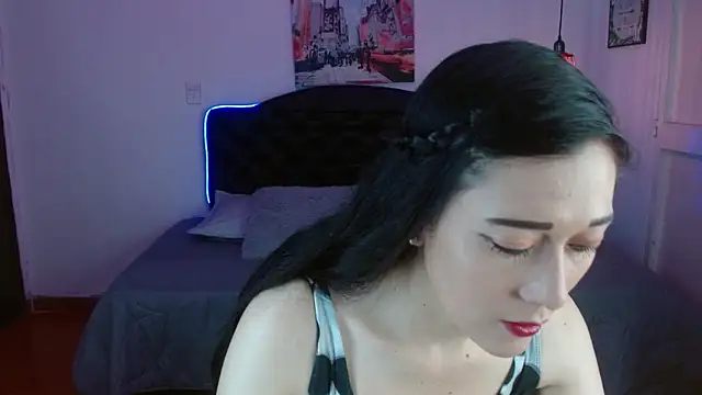 Snapshot of Mylu_xx chatting on 05/22/26, 01:28 Mylu xx online show from 05/22/26, 01:28